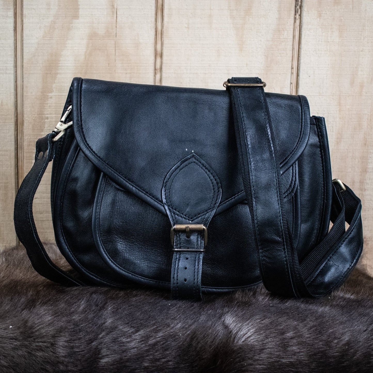 "The Rogue" Leather Satchel - Medium